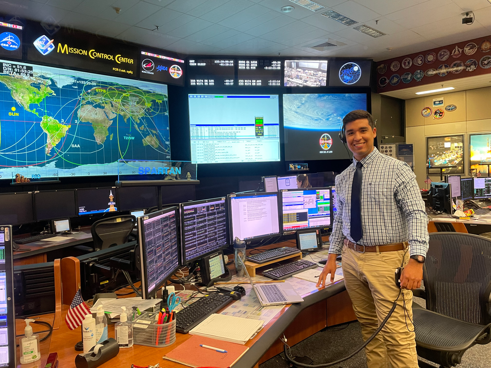 Diego Salvatierra in the Mission Control Center at Johnson.